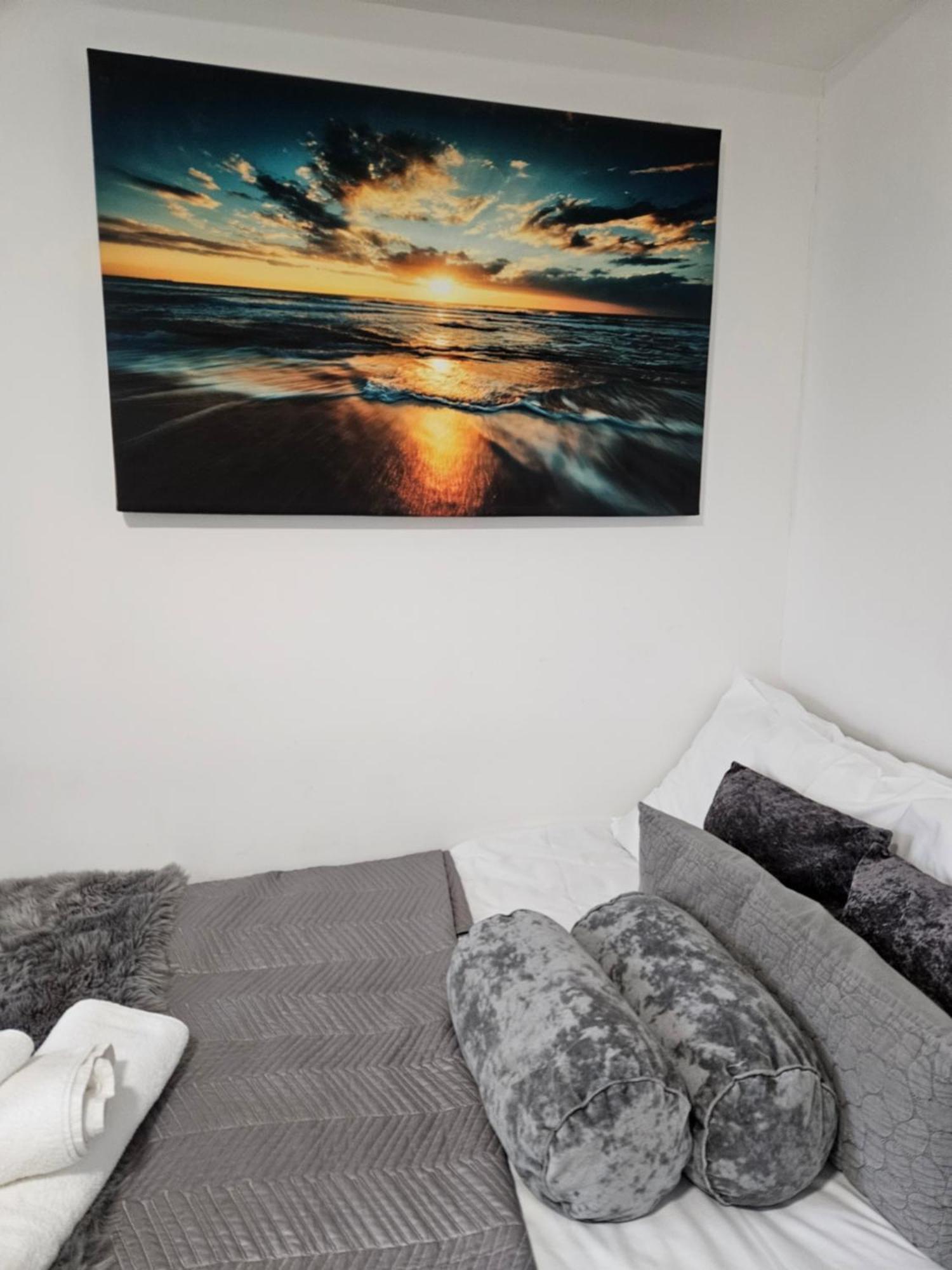 Stylish Studio Near Kensal Green Λονδίνο Εξωτερικό φωτογραφία