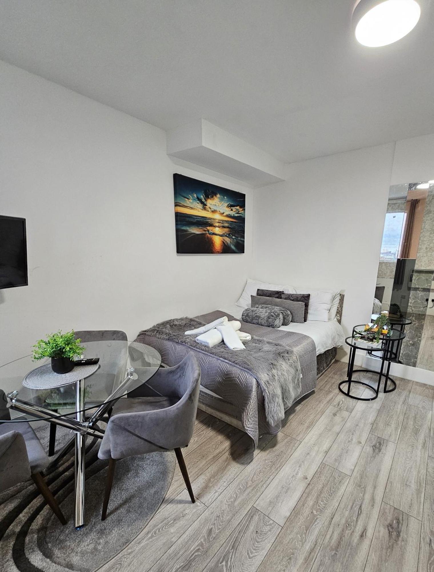 Stylish Studio Near Kensal Green Λονδίνο Εξωτερικό φωτογραφία