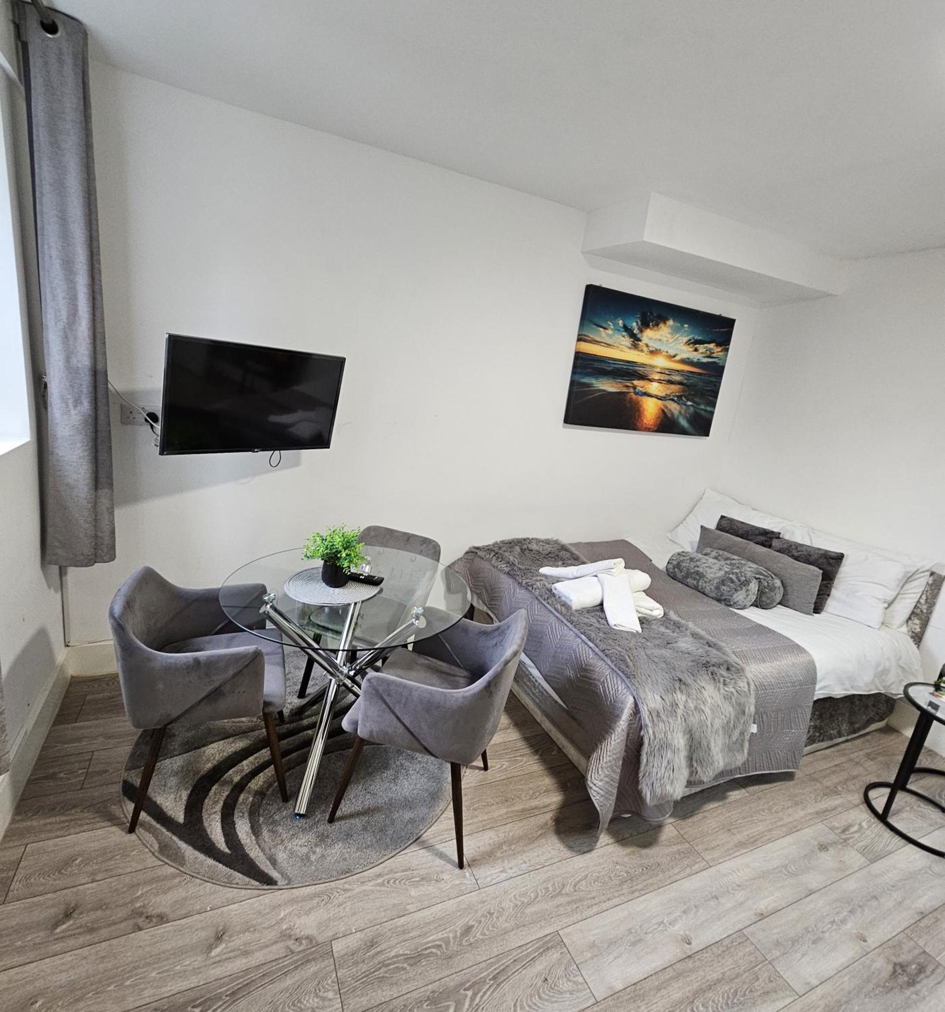 Stylish Studio Near Kensal Green Λονδίνο Εξωτερικό φωτογραφία